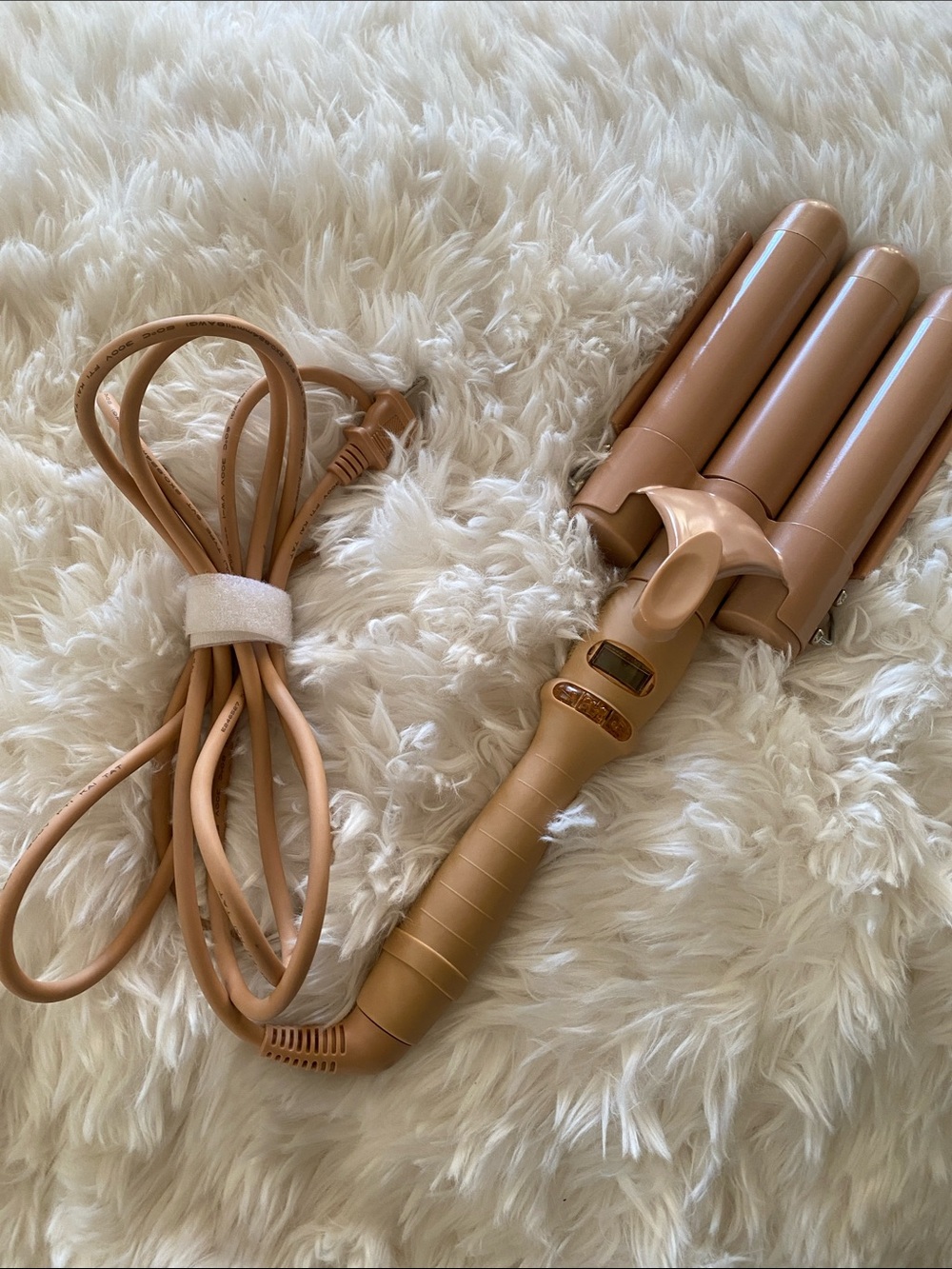 BEACH WASHED Triple Barrel Waver Curling Iron - IN ROSE PINK